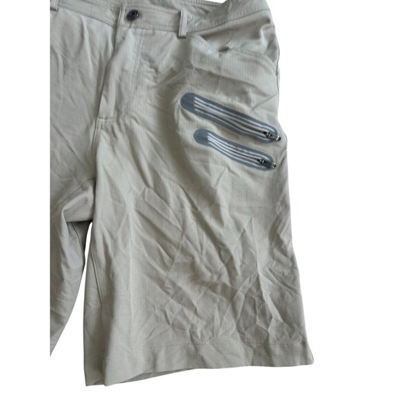 LULULEMON Men's Tan Casual Side Zip Shorts Size 34 - Picture 5 of 9